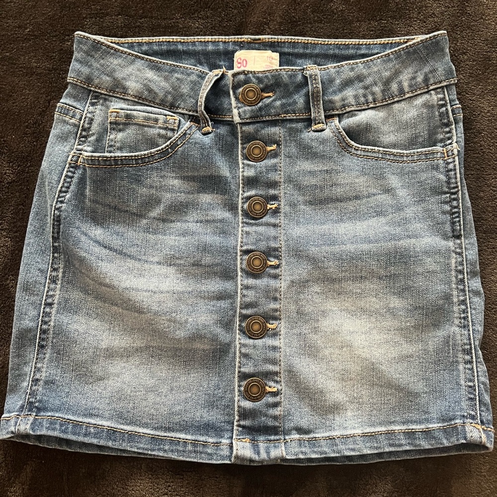 Girl’s denim skirt